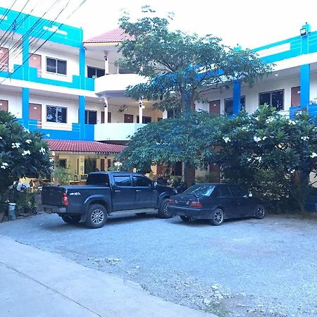 99 Inn Hotel Pak Chong Екстериор снимка